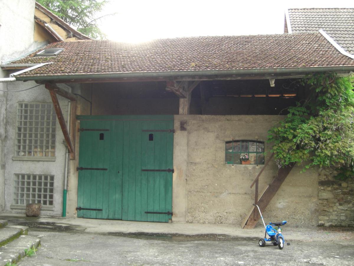 Grand Studio Et Jolies Chambres A Louer Passins Exterior photo