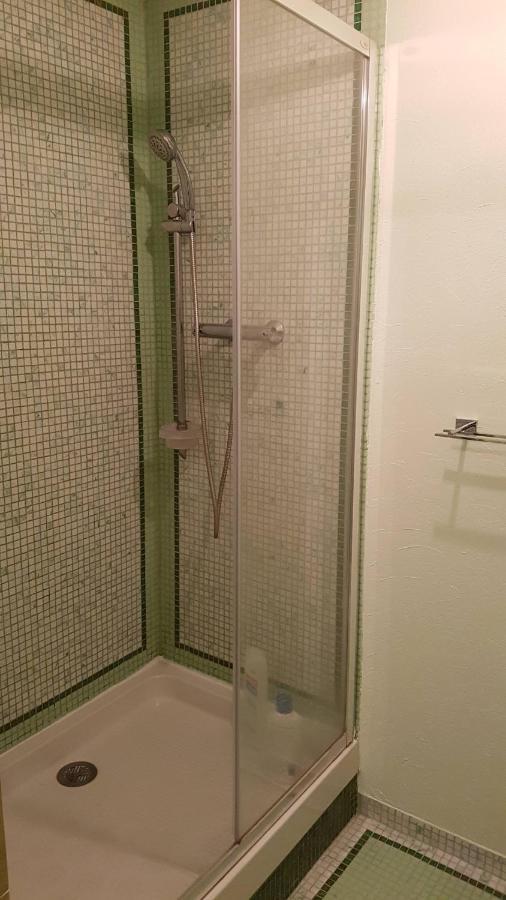 Grand Studio Et Jolies Chambres A Louer Passins Exterior photo