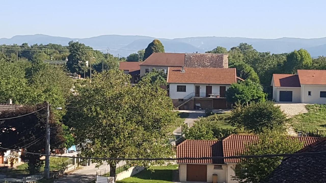 Grand Studio Et Jolies Chambres A Louer Passins Exterior photo